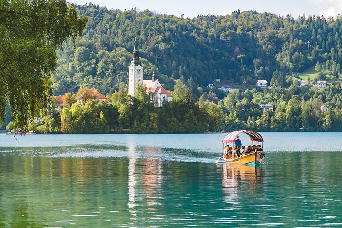 Bled Lake with Postojna Cave & Castle - small group - day trip from Ljubljana - Predjama Castle: a fortress in a cave mouth
