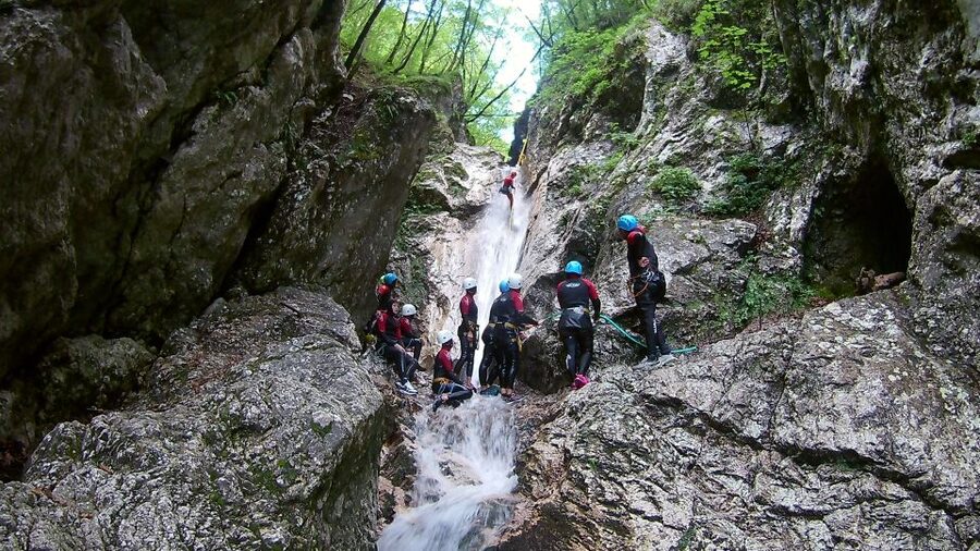 From Bovec: Half-Day Canyoning Tour in Soča Valley - The 15-minute ride to the canyon