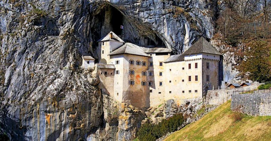 From Ljubljana: Postojna Cave & Predjama Castle Guided Trip - Should you book the Postojna and Predjama trip?