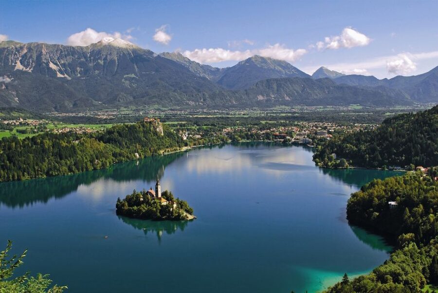 From Ljubljana: Trip to Lake Bled and Bled Castle - Why Lake Bled works so well as a Ljubljana day trip