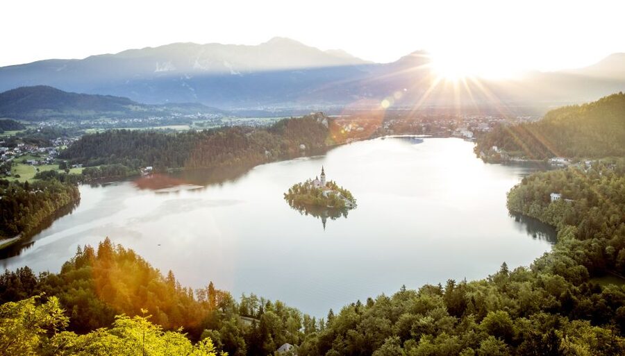 From Ljubljana: Trip to Lake Bled and Bled Castle - Forty minutes for the lake and cream cake