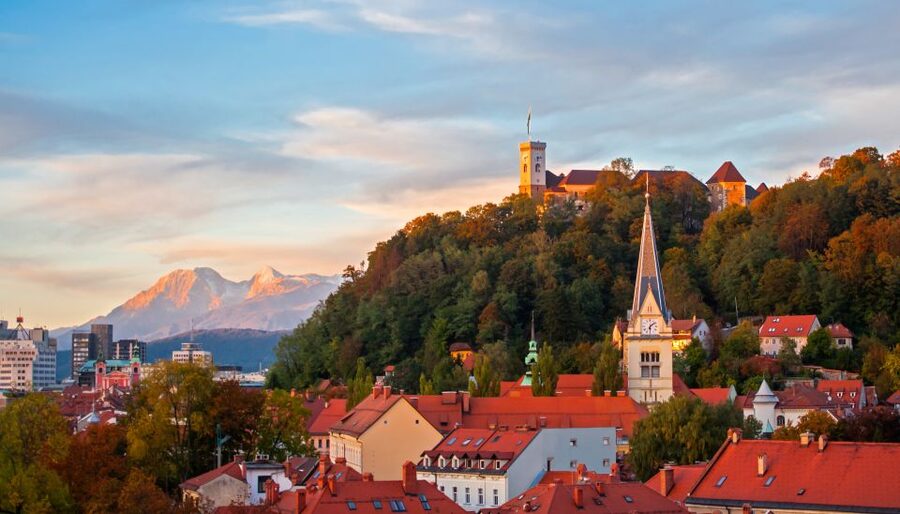 From Zagreb: Ljubljana, Postojna Cave & Predjama Castle Tour - Why this makes a strong Zagreb day trip