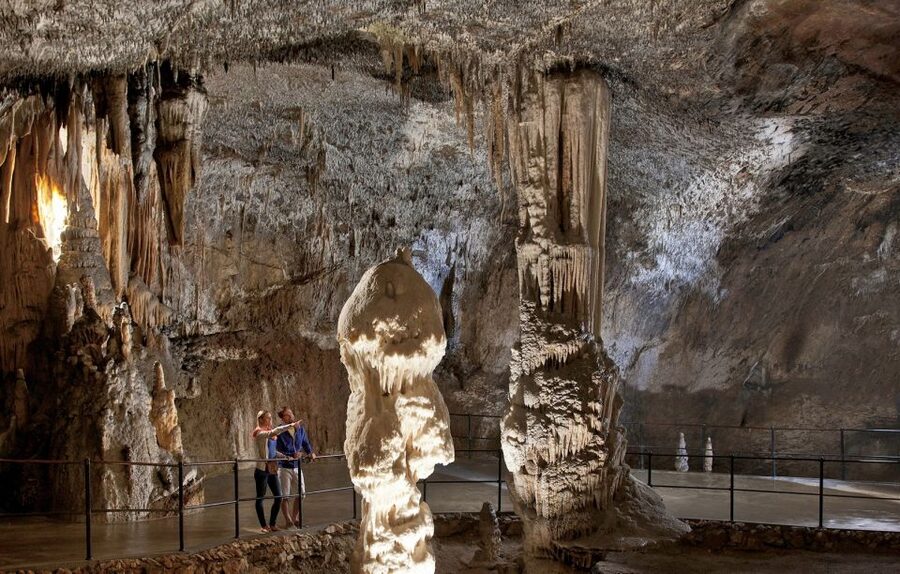 From Zagreb: Ljubljana, Postojna Cave & Predjama with Ticket - Who should book this tour