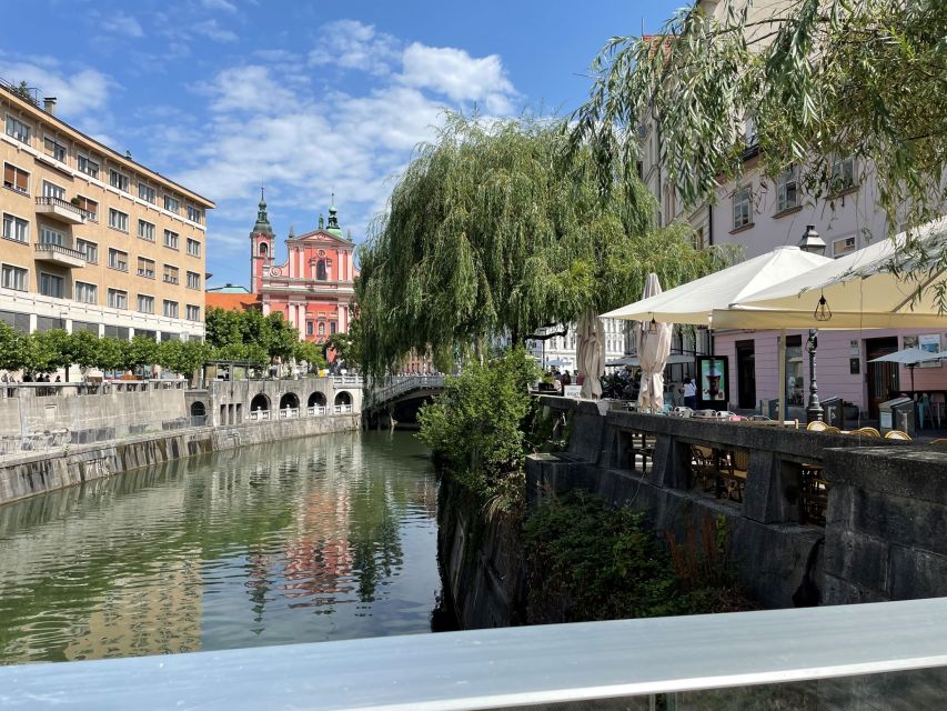 From Zagreb: Ljubljana, Postojna Cave & Predjama with Ticket - Predjama Castle built into the rock
