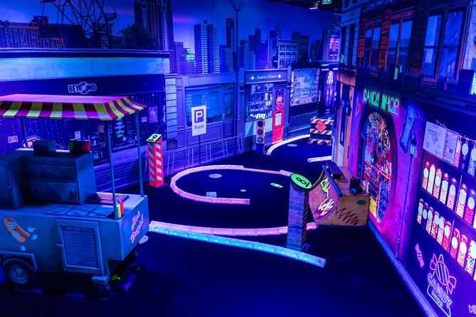 Glow In The Dark Mini Golf Course in Maribor - Is one hour enough?