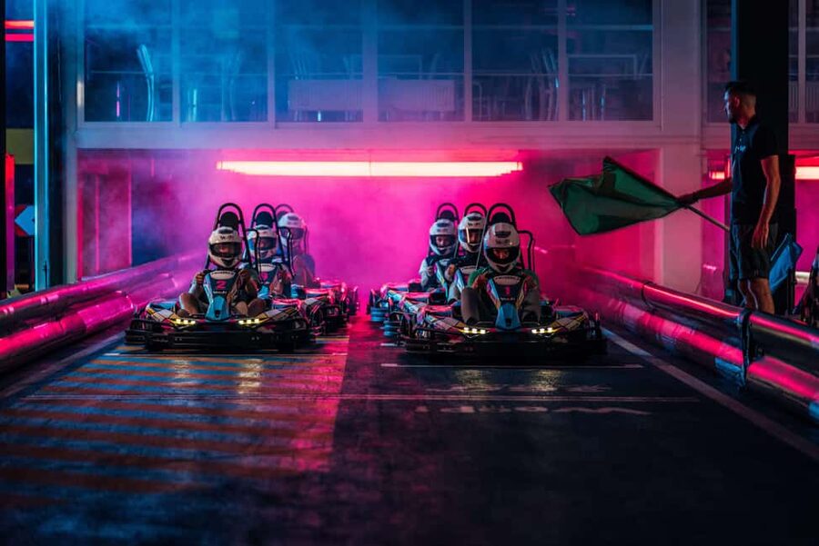 Gokart experience at Woop! karting - the fastest attraction - Five speed levels make the first session less intimidating