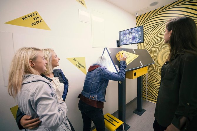 House of Illusions Ljubljana Entrance Ticket - Posing in the upside-down room