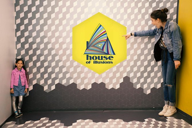 House of Illusions Ljubljana Entrance Ticket - Starting with the Vortex tunnel