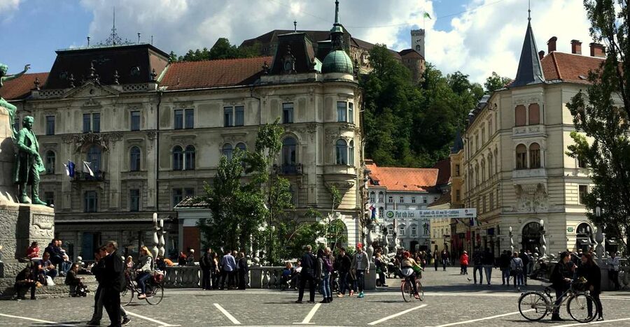 Ljubljana and Ljubljana Castle Sightseeing Tour - Cobblers’ Bridge and the Ljubljanica