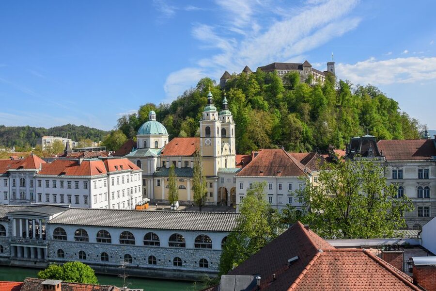 Ljubljana: Guided Walk & Funicular Ride to Ljubljana Castle - Kongresni trg to Prešernov trg