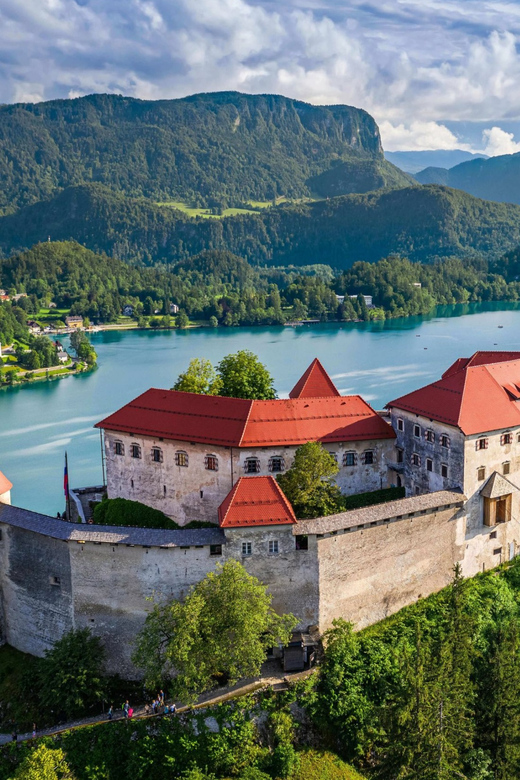 Ljubljana: Lake Bled, Postojna Cave, and Predjama Day Tour - Key points at a glance