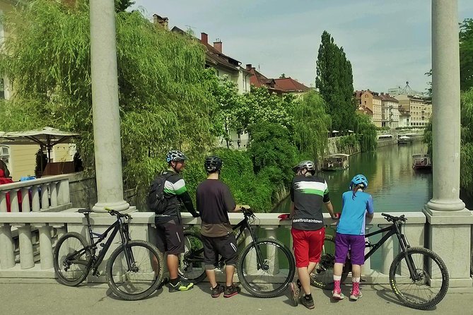 Ljubljana MTB Capital tour (e-bike enduro/all mountain) - Returning through Ljubljana’s Old Town
