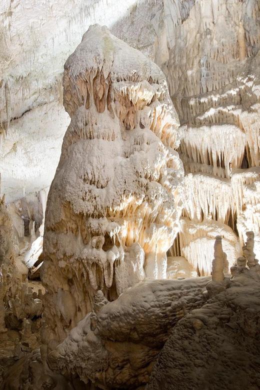 Ljubljana: Postojna Cave and Predjama Castle Tour - The short ride to Predjama Castle