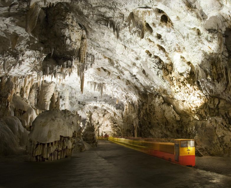 Ljubljana: Postojna Cave & Predjama Castle Tickets and Tour - What to Pack and What to Expect
