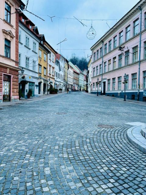 Ljubljana: Secrets of the Old Town & Ljubljana's people - Why Ljubljana’s water and bridges matter