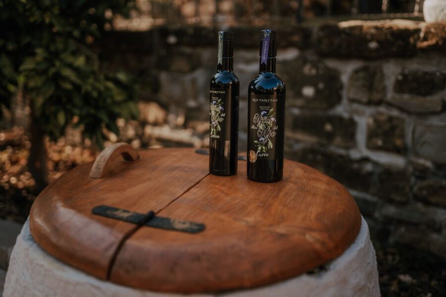 Olive Oil Tasting a Journey of Flavors and Aromas - The main strengths and limitations