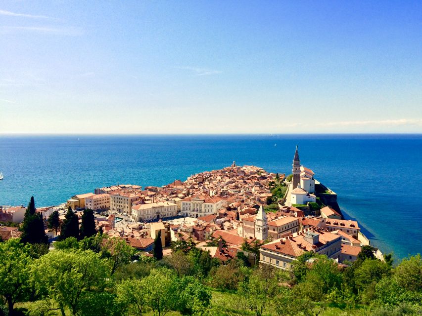 Piran: Bike Rental with Map, Helmet, Water bottle and Lock - Riding at your own pace