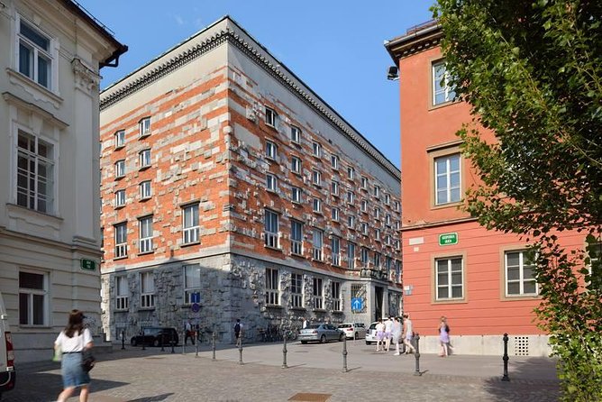 Private city tour of Ljubljana. 2 hours with a friendly and fun local guide. - A Friendly Guide Makes the Difference