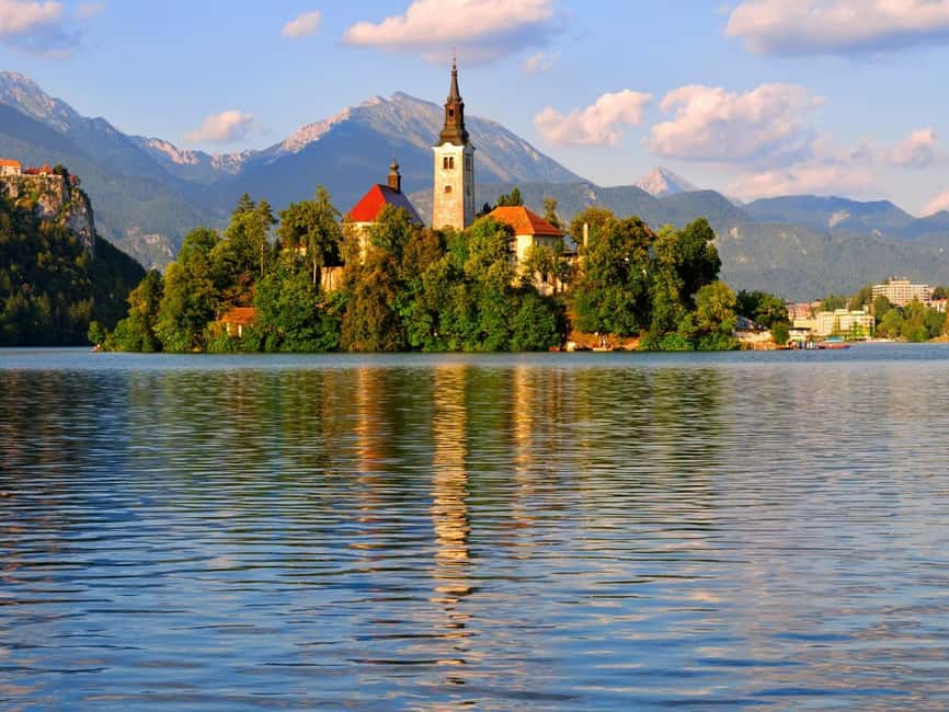 Private Day Trip: Zagreb to Ljubljana & Lake Bled - Ljubljana’s Old Town and the Ljubljanica River