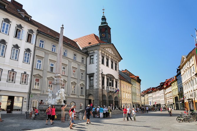Private Walking Tour of Ljubljana Old Town - Picking the right time and preparing for weather