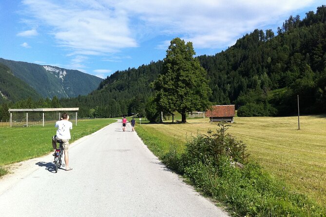 Rent an eBike in Bled - Starting beside Bled’s only traffic light