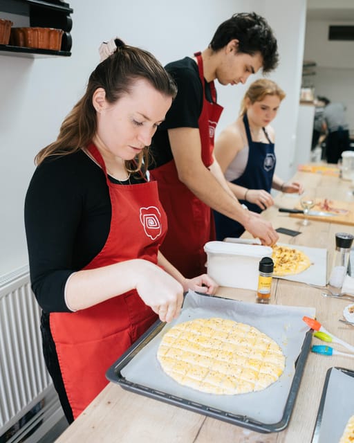 Slovenia: Belokranjska Pogača Cooking Class - From oven to table
