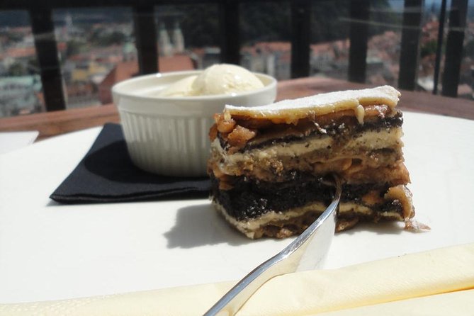 Slovenian culinary experience in Ljubljana - small group - tour - Five stops, nine dishes, and four Slovenian wines