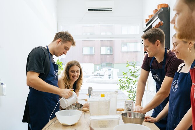 sLOVEnian Strukelj Traditional Cooking Class - Finding the Meeting Point on Celovška cesta