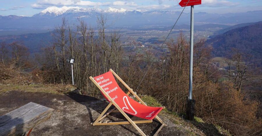 Šmarna Gora: Hiking and Food Tour from Ljubljana - The one-hour ascent to Šmarna Gora
