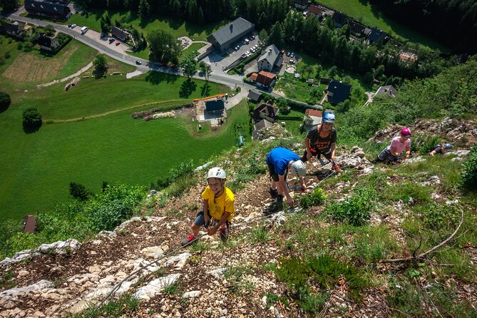 Triglav Fairytale Route-Via ferrata - Choosing the easier or steeper route