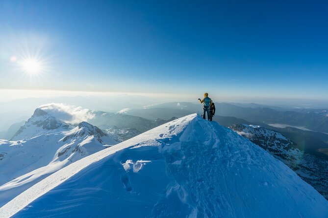 Triglav winter edition - What the guide service adds