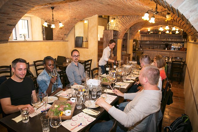 Wine Tasting, Slovenian Wine Story - What makes the food pairing useful