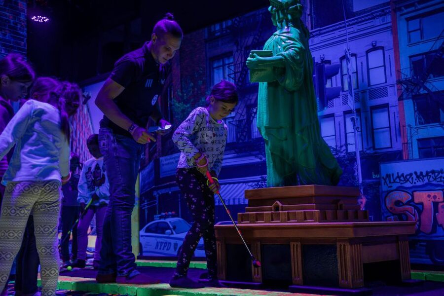 Woop! Glow golf: Ljubljana Btc City - The shoe rule and extra costs